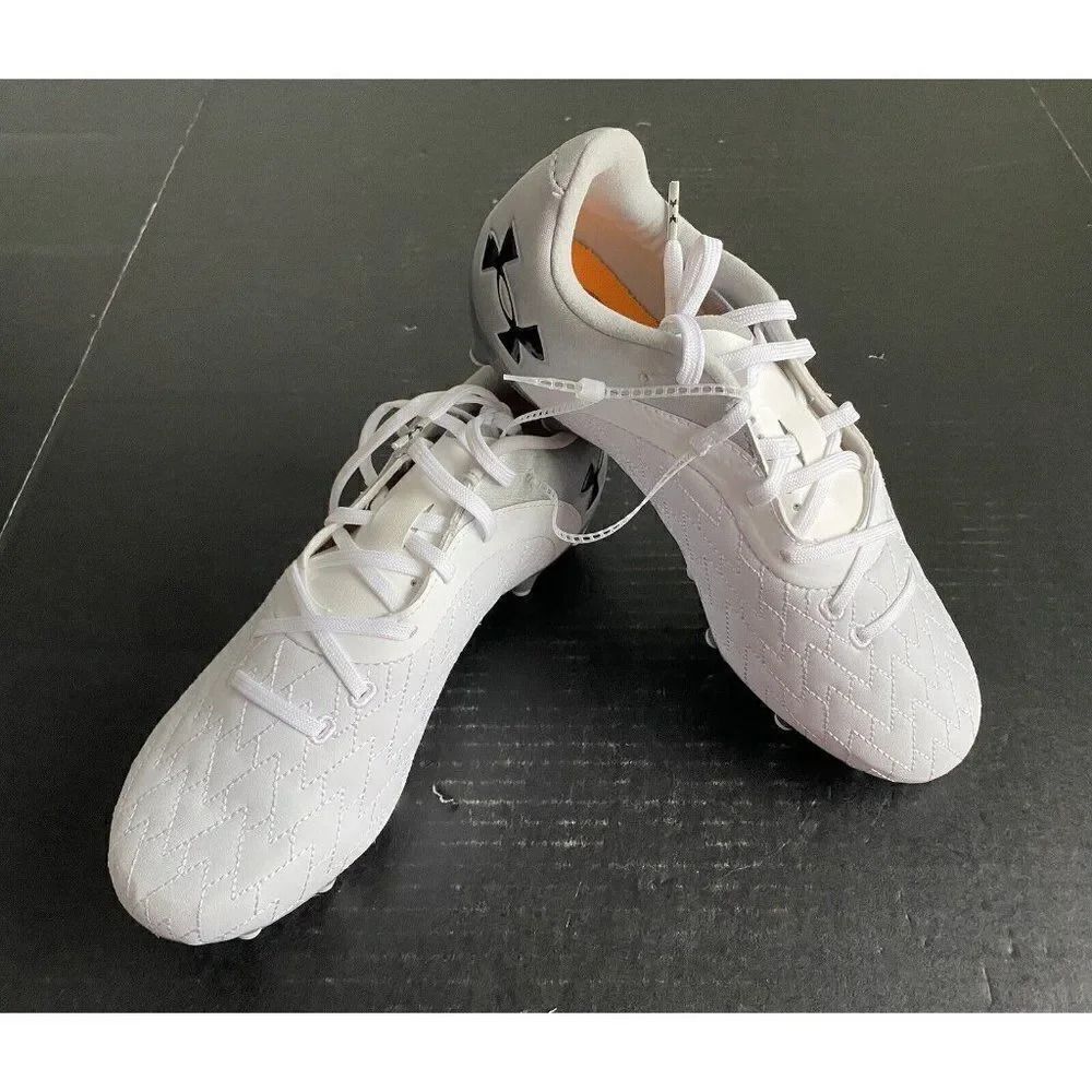 Under Armour Magnetico Select 2.0 FG Mens‎ Size 8 White Silver 3025642-100